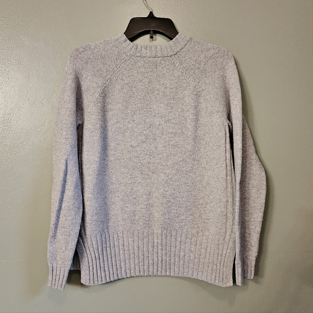 Sweater - Picture 2 of 5